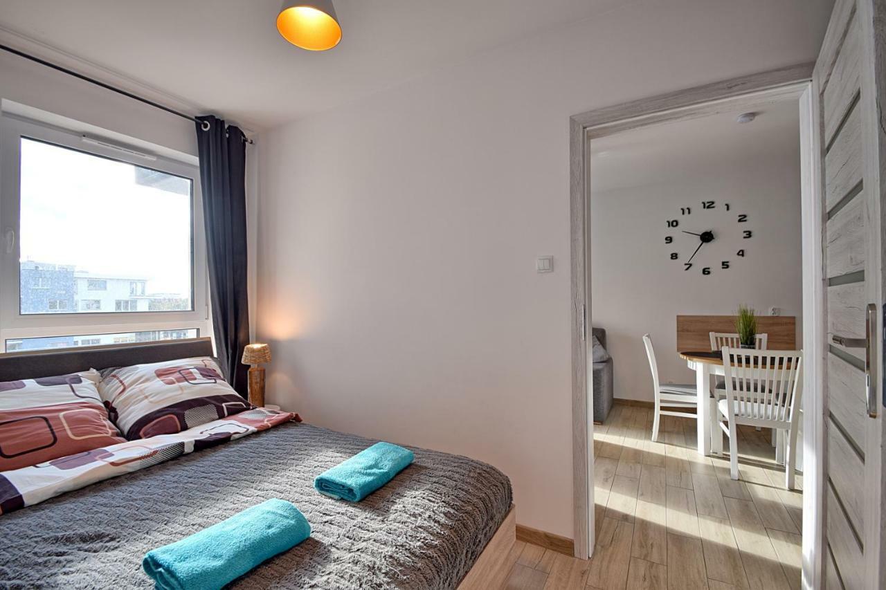 Apartament Bursztynek Z Prywatnym Miejscem Postojowym Kołobrzeg